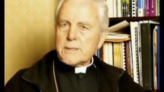 Bishop Williamson à propos de Vatican 2 et du nouvel ordre mondial (avec traduction illisible )