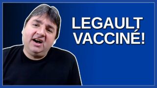 Le premier ministre du Québec M. François Legault se fait vacciner.
