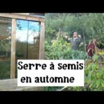 Une serre à semis en automne/hiver