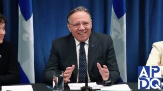 🇺🇸💥 Trump frappe le Québec : Legault réagit fermement ! – 4 mars 2025