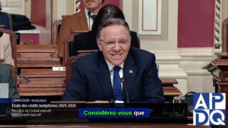 Legault quitte bientôt? 😲 Il répond!