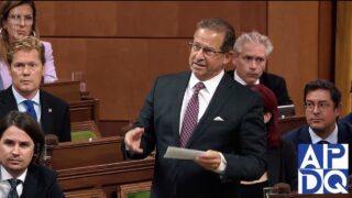 💥 Carney et Blanchet s’affrontent : clause dérogatoire en danger !