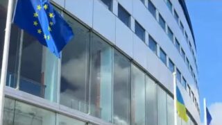 🔴 EN DIRECT –Vigimédias devant CNews, Radio France et BFM : rassemblement contre la désinformation