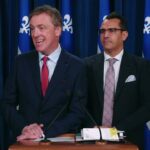 Point de presse de M. Marc Tanguay, leader parlementaire de l’opposition officielle, et M. Monsef…