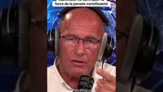 Manifester suffit-il vraiment à changer le système ? Étienne Chouard envoie un message
